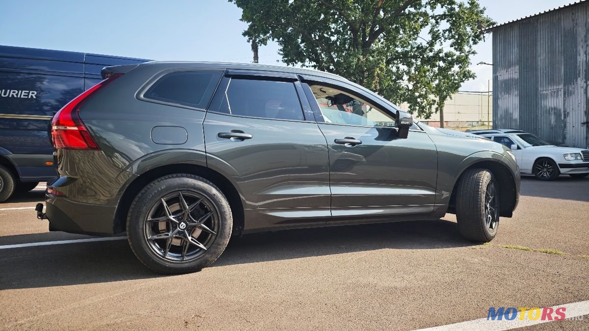 2017' Volvo XC60 photo #1