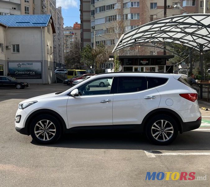2015' Hyundai Santa Fe photo #5