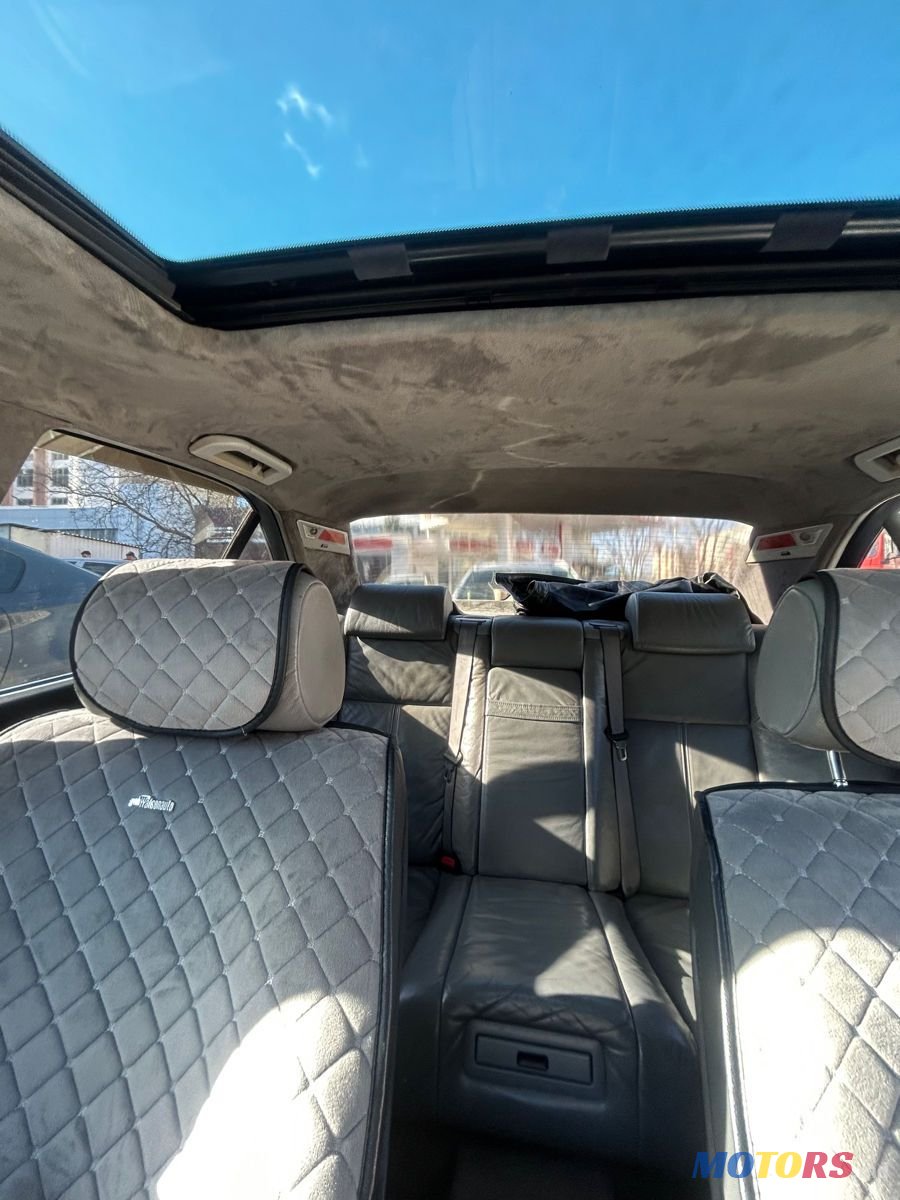 2001' BMW 7 Series photo #6