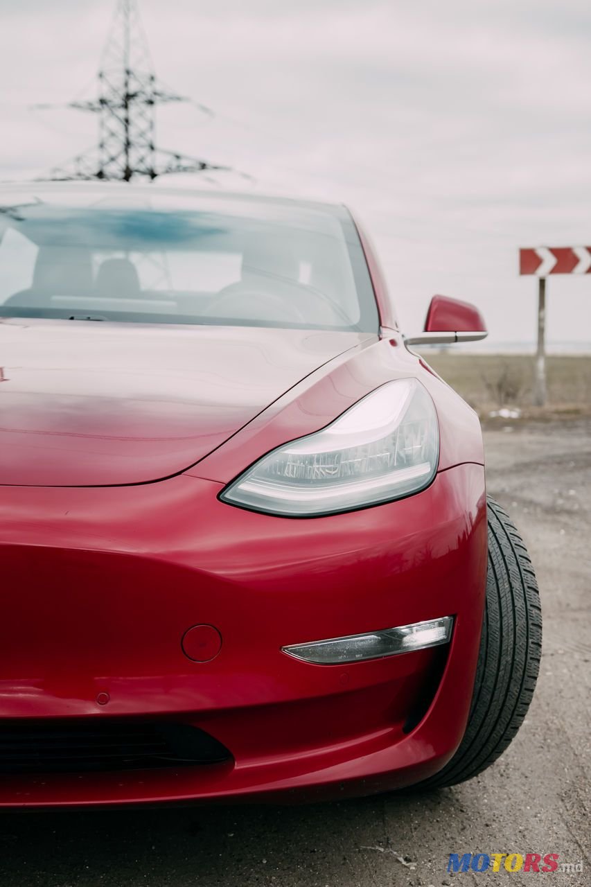 2018' Tesla Model 3 photo #3