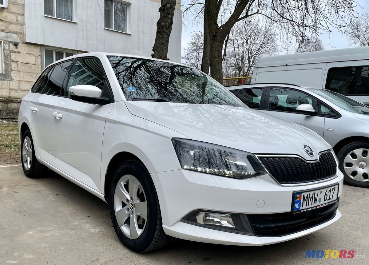 2015' Skoda Fabia photo #2