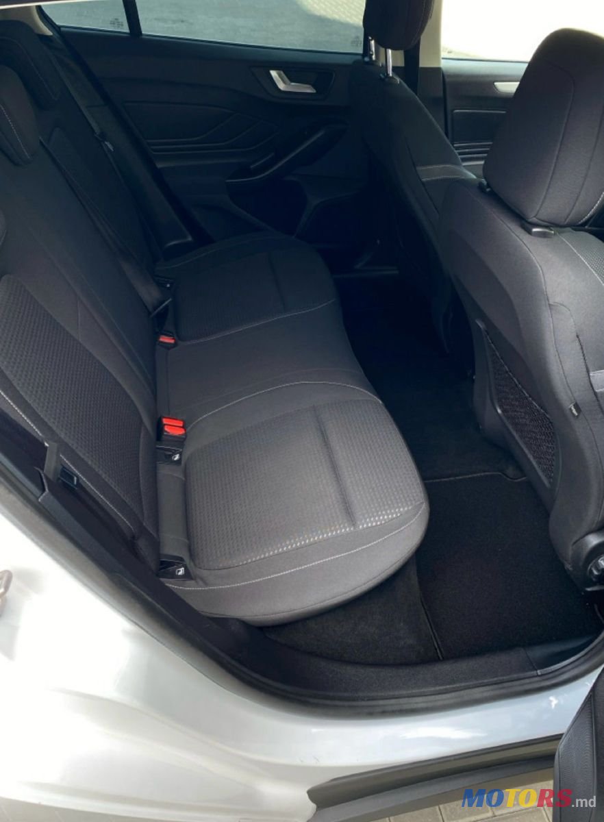 2018' Ford Focus photo #6