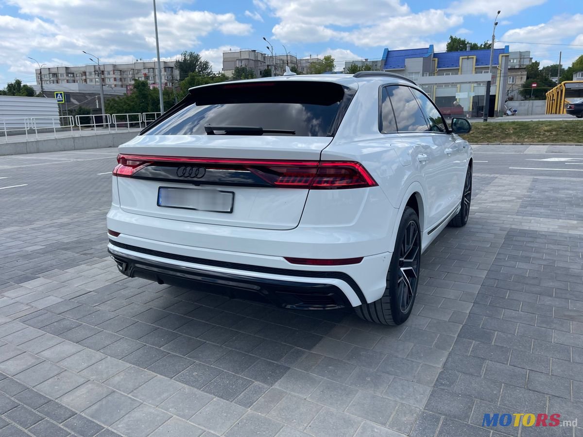 2019' Audi Q8 photo #4