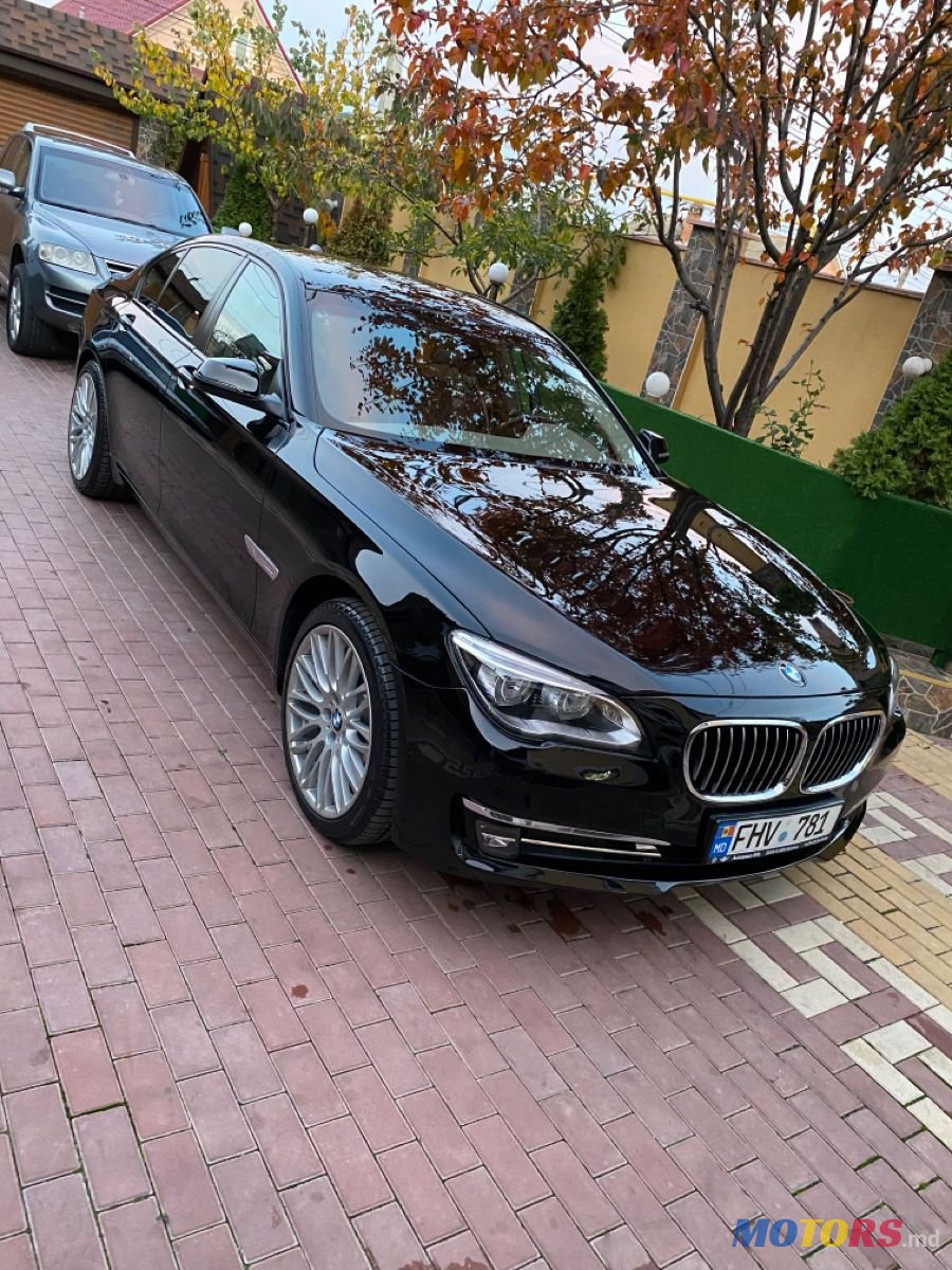 2013' BMW 7 Series photo #2