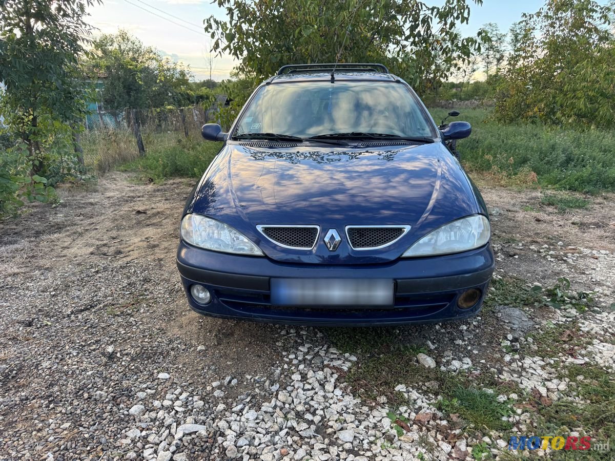 2001' Renault Megane photo #2