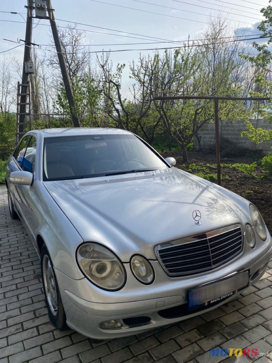 2003' Mercedes-Benz E Класс photo #1