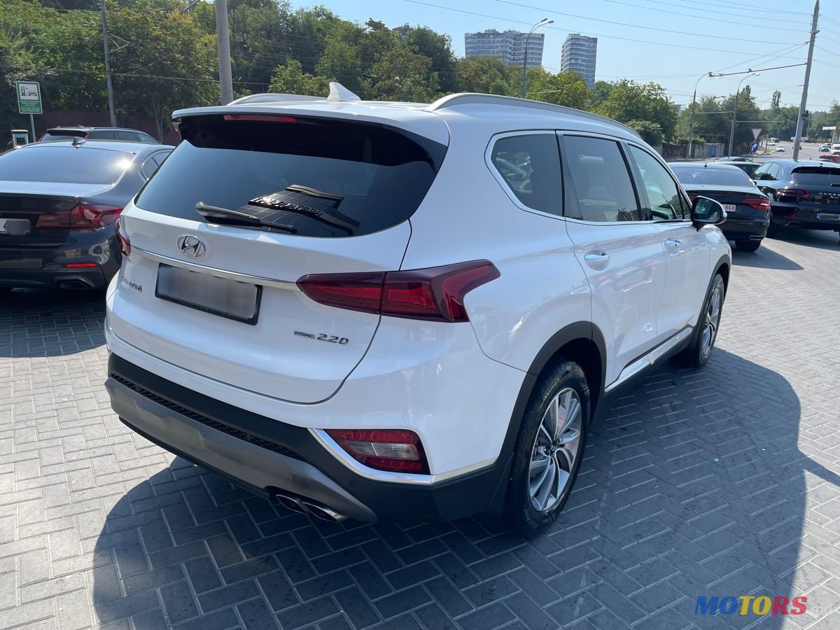 2019' Hyundai Santa Fe photo #3