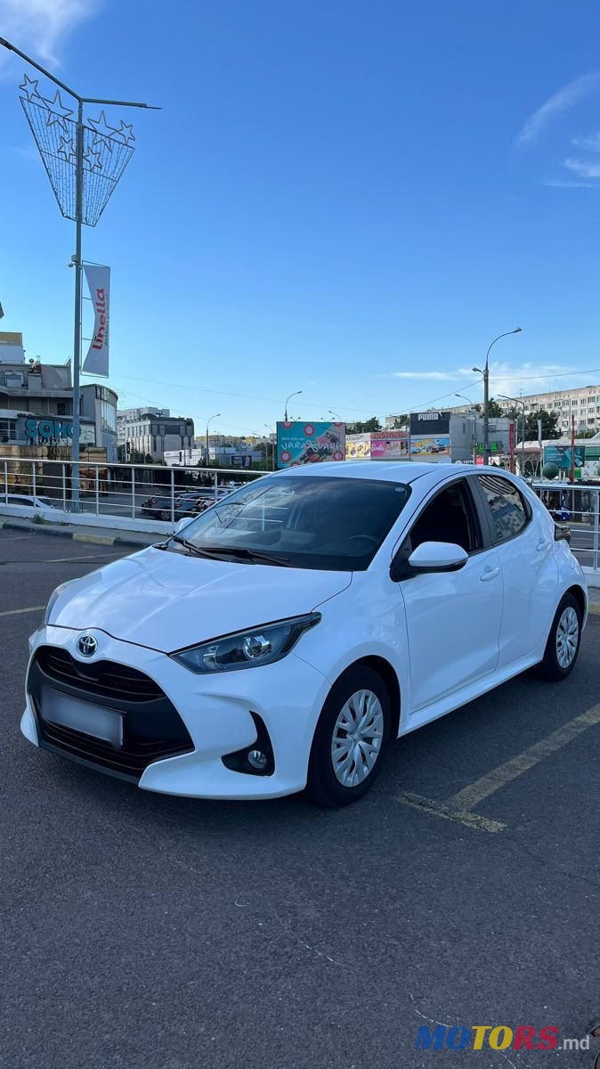 2022' Toyota Yaris photo #3