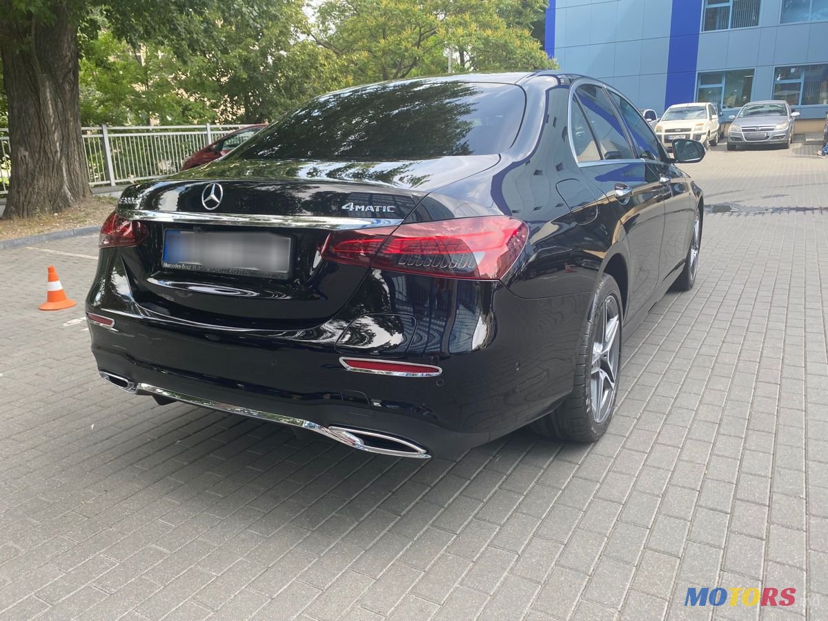 2020' Mercedes-Benz E Класс photo #4