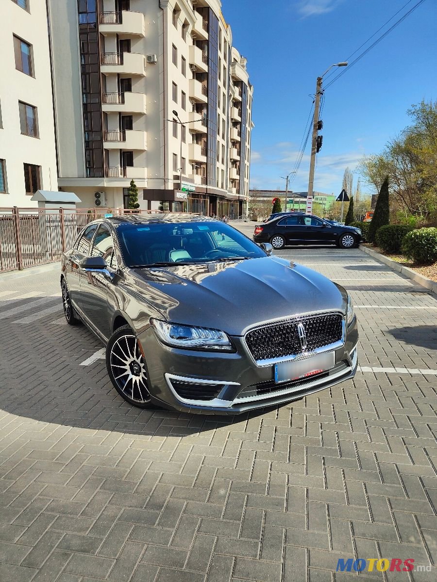 2017' Lincoln MKZ photo #1