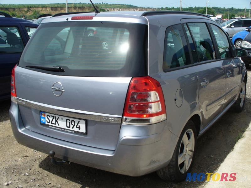 2008' Opel Zafira photo #3