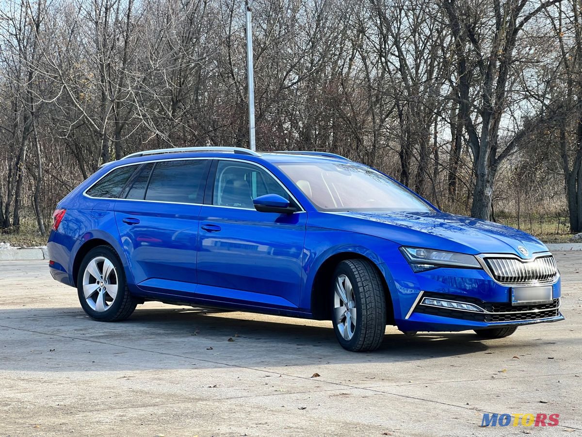 2020' Skoda Superb photo #3