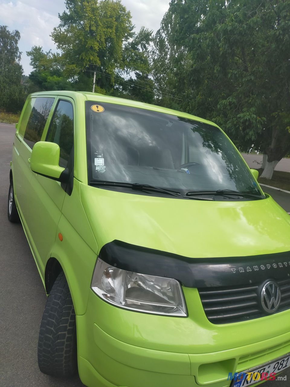 2003' Volkswagen Transporter photo #2