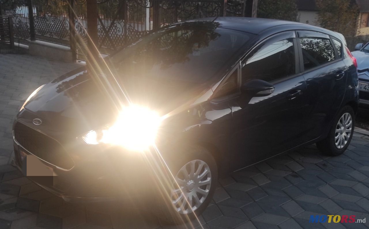 2016' Ford Fiesta photo #5