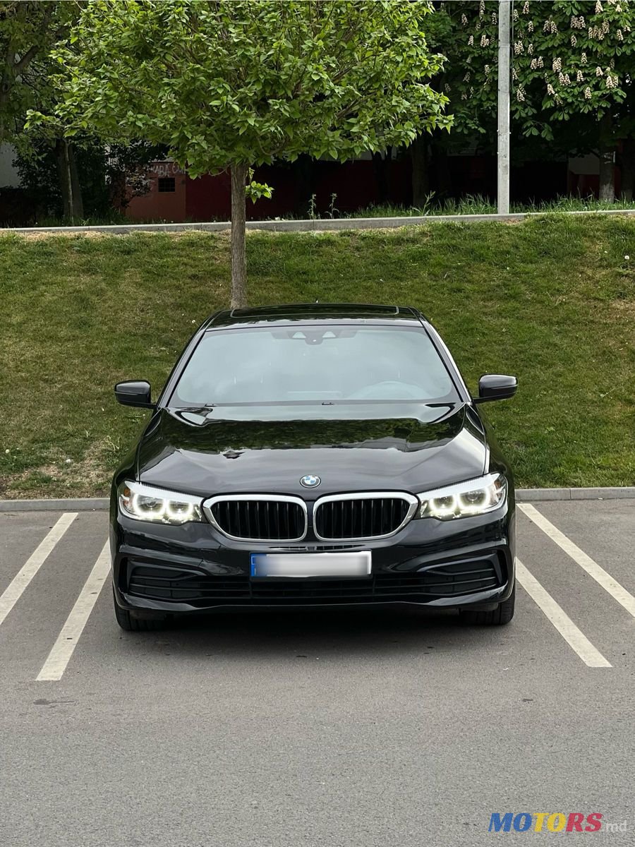 2019' BMW 5 Series photo #3