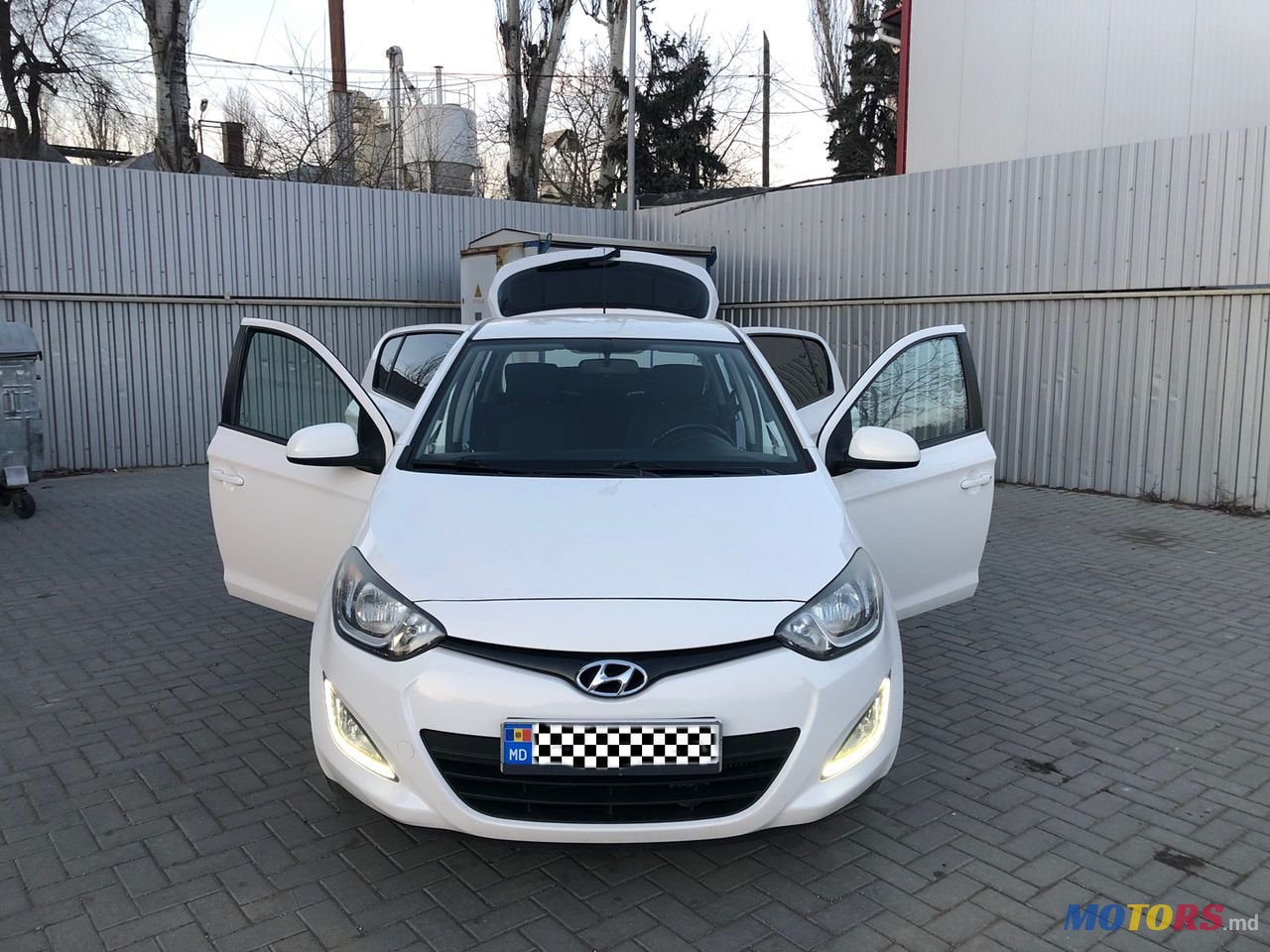 2013' Hyundai i20 photo #1