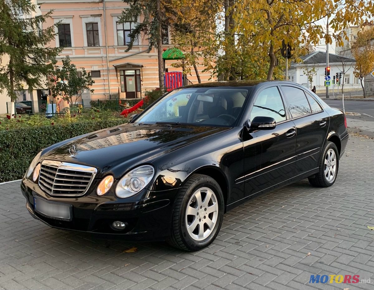 2008' Mercedes-Benz E-Class photo #5