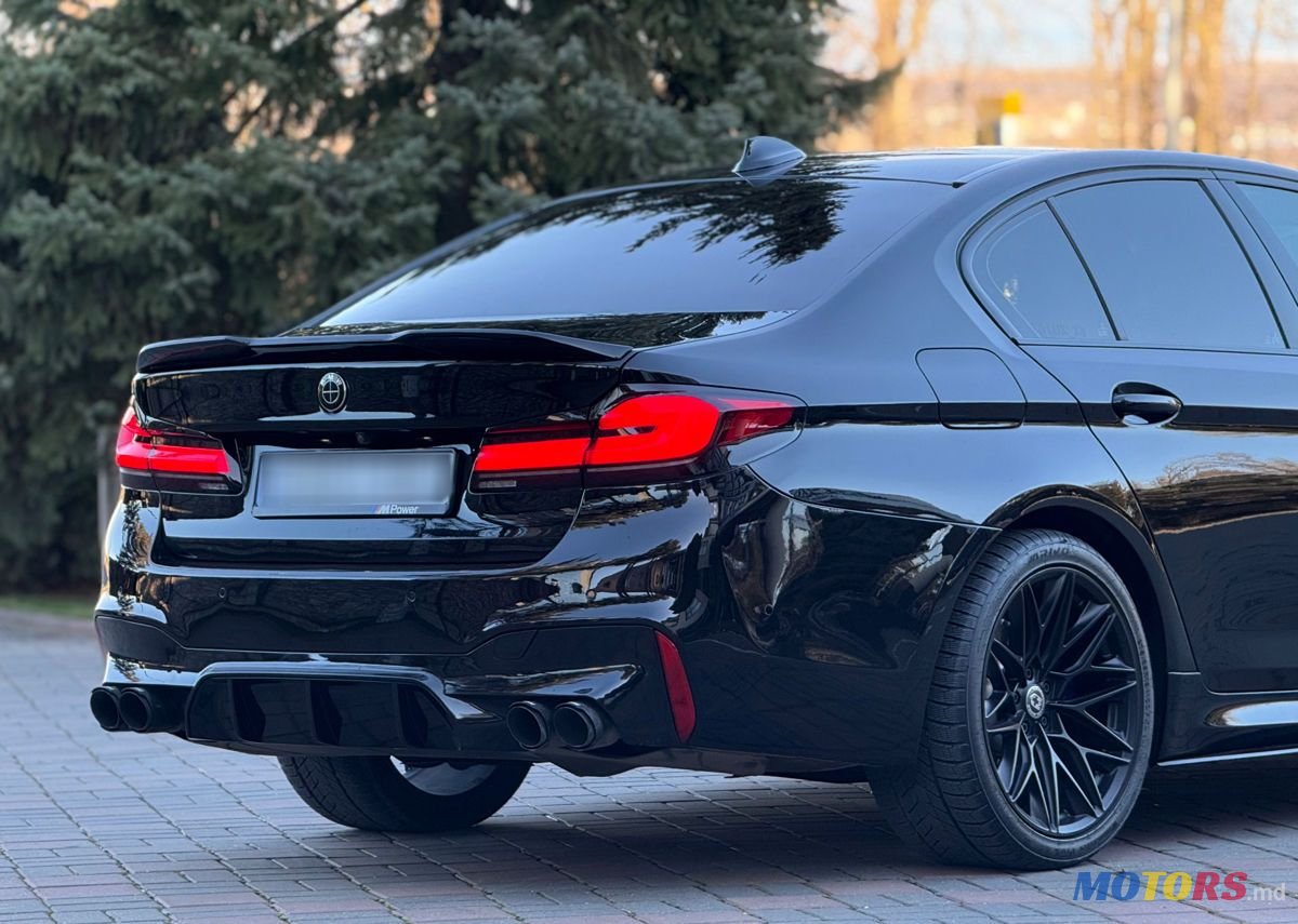 2021' BMW 5 Series photo #4
