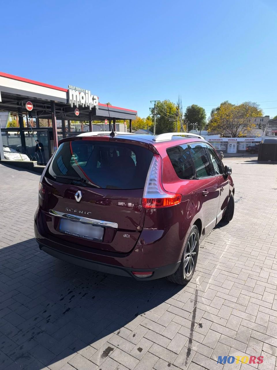 2013' Renault Grand Scenic photo #3