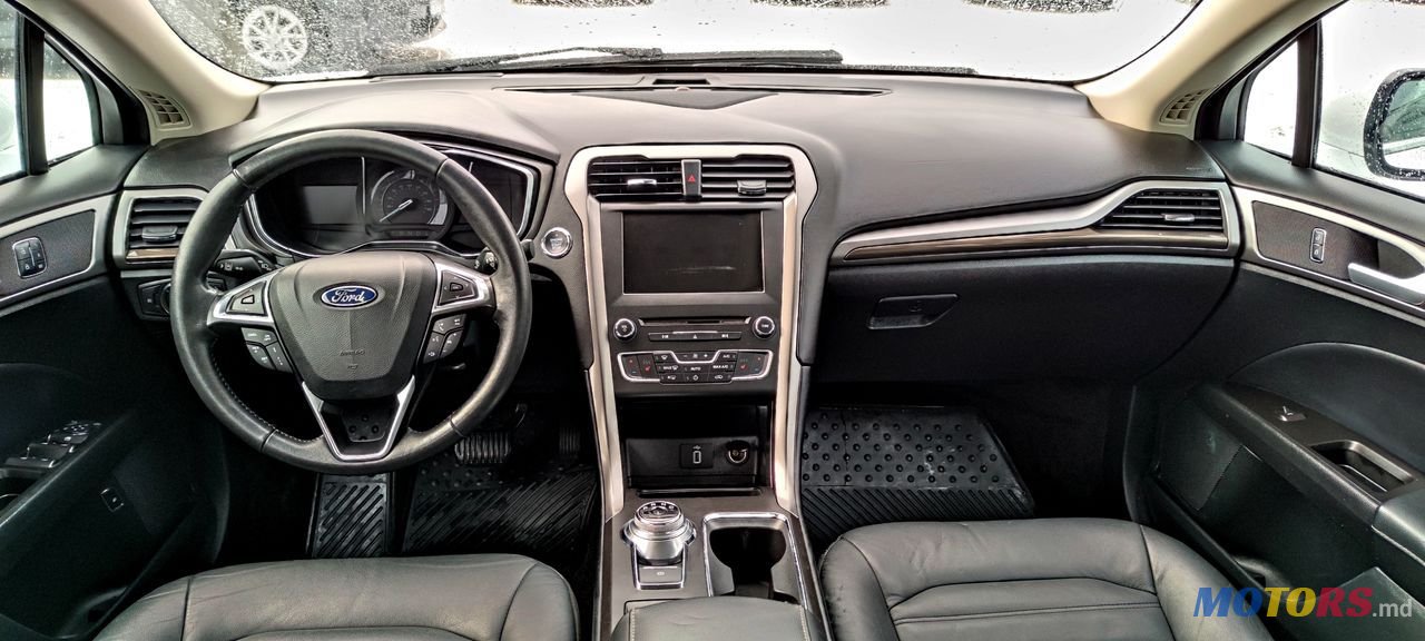 2017' Ford Fusion photo #2