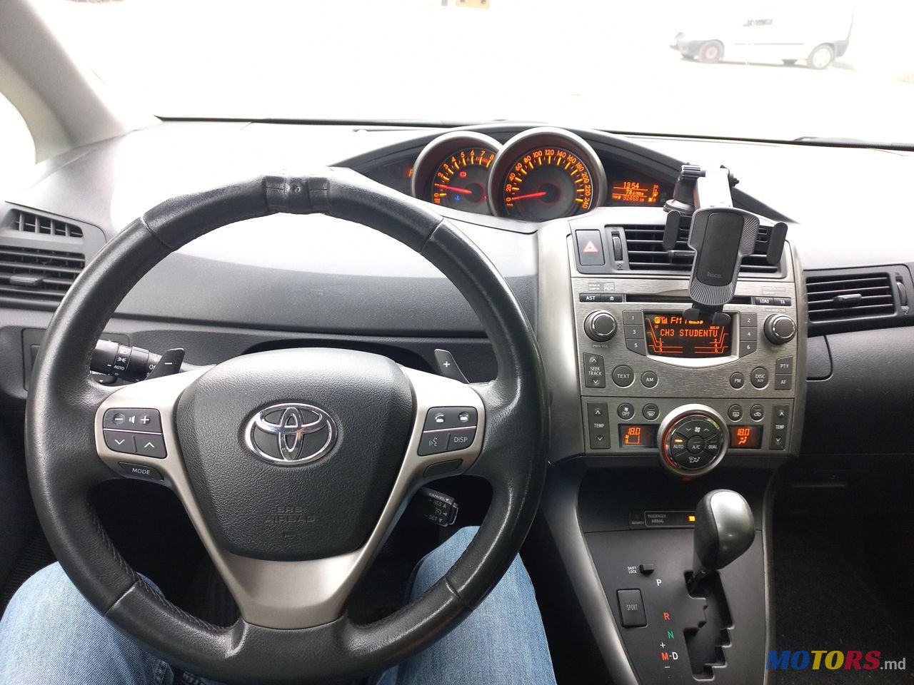 2009' Toyota Verso photo #5