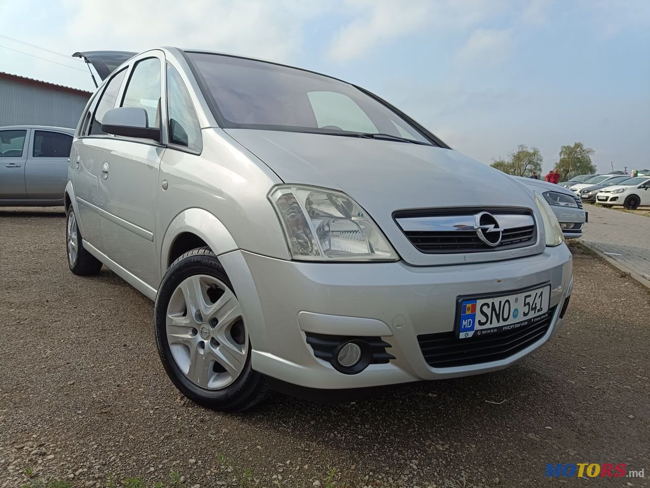 2010' Opel Meriva photo #2