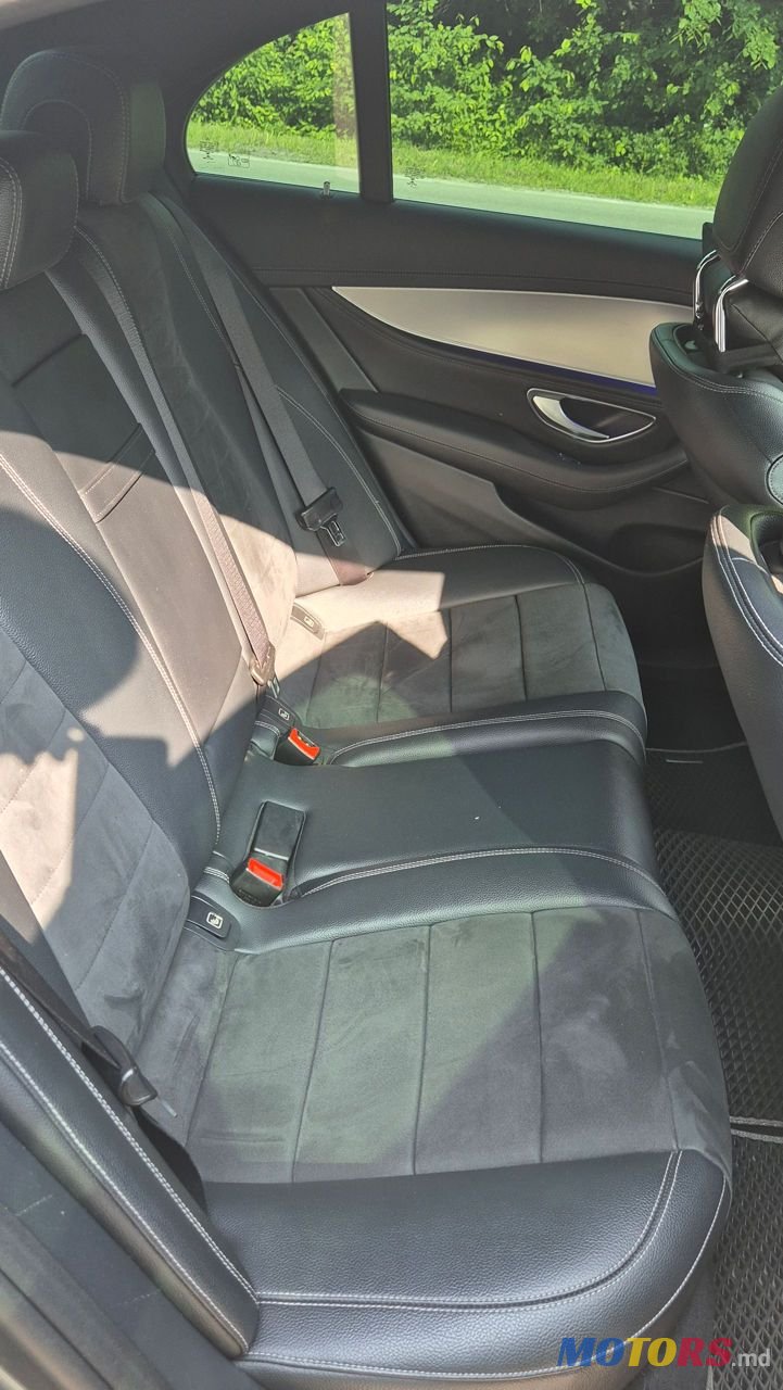 2016' Mercedes-Benz E-Class photo #5