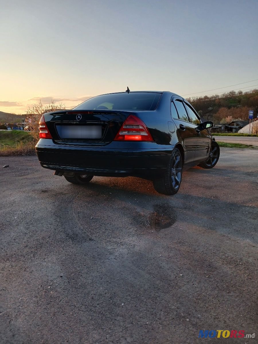 2001' Mercedes-Benz C-Class photo #4