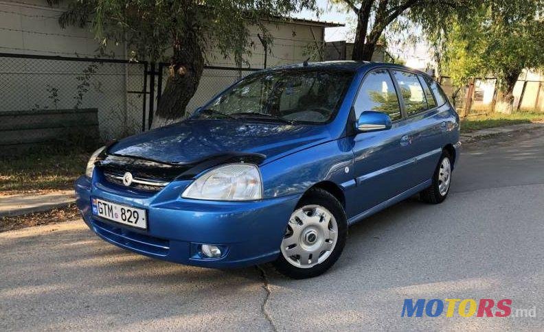 2005' Kia Rio photo #2