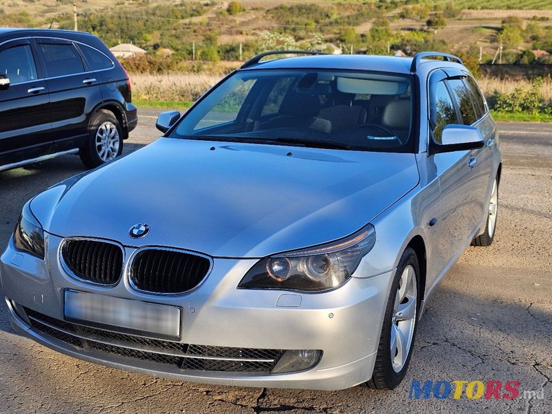 2009' BMW 5 Series photo #1