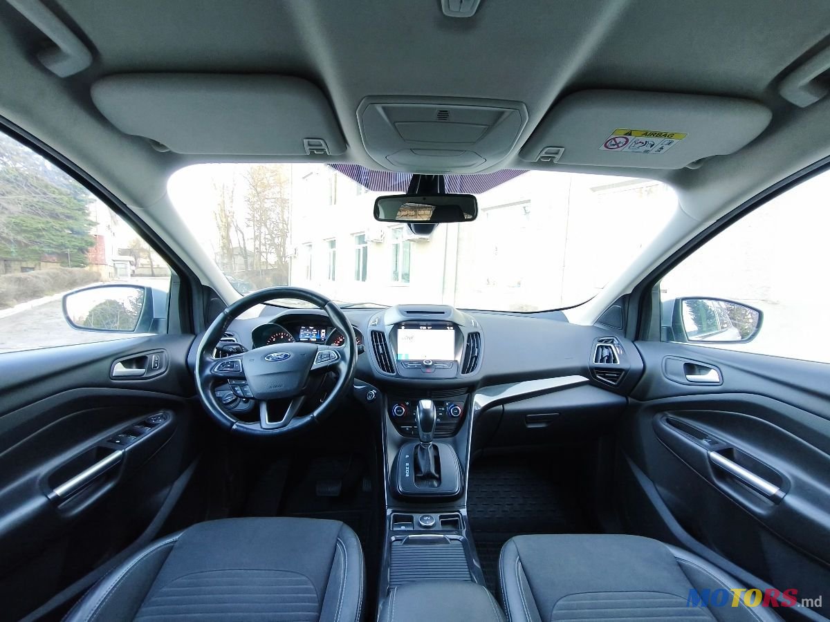 2017' Ford Kuga photo #5