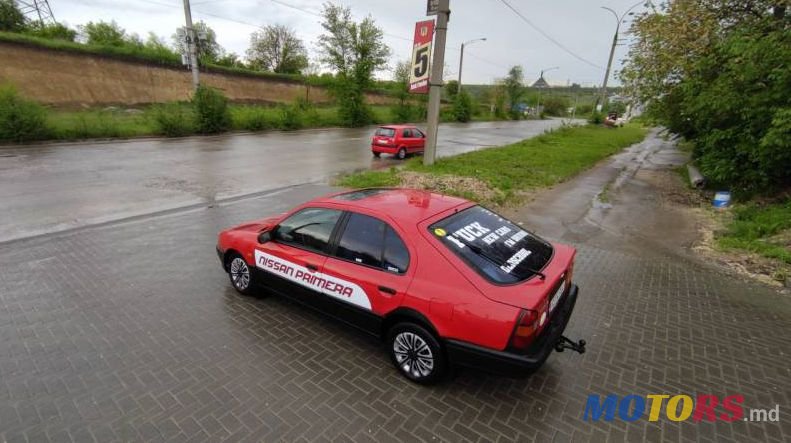 1993' Nissan Primera photo #1