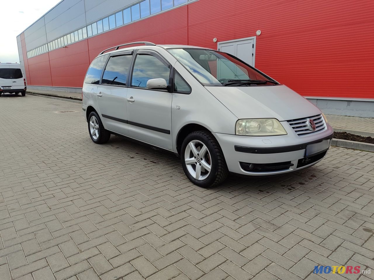 2002' Volkswagen Sharan photo #5