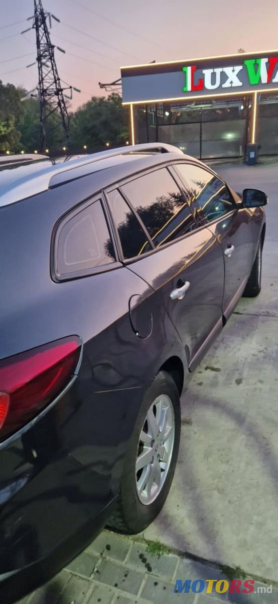 2010' Renault Megane photo #3