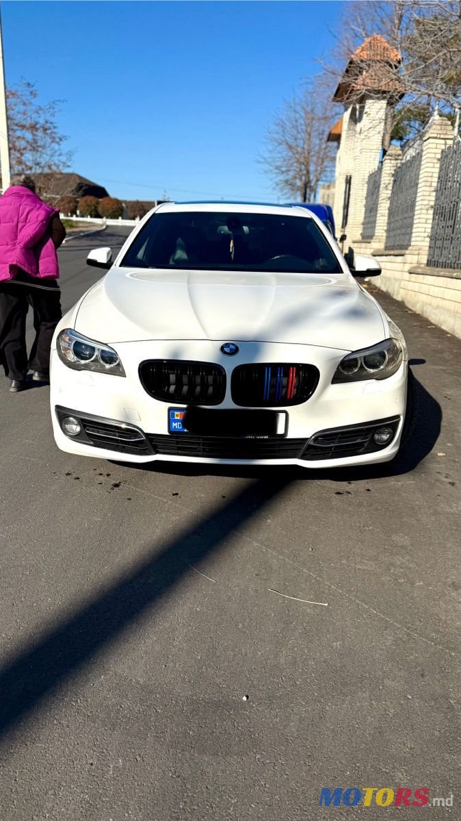 2014' BMW 5 Series photo #2