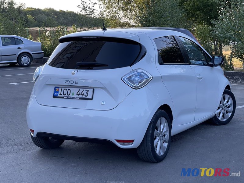 2016' Renault Zoe photo #2