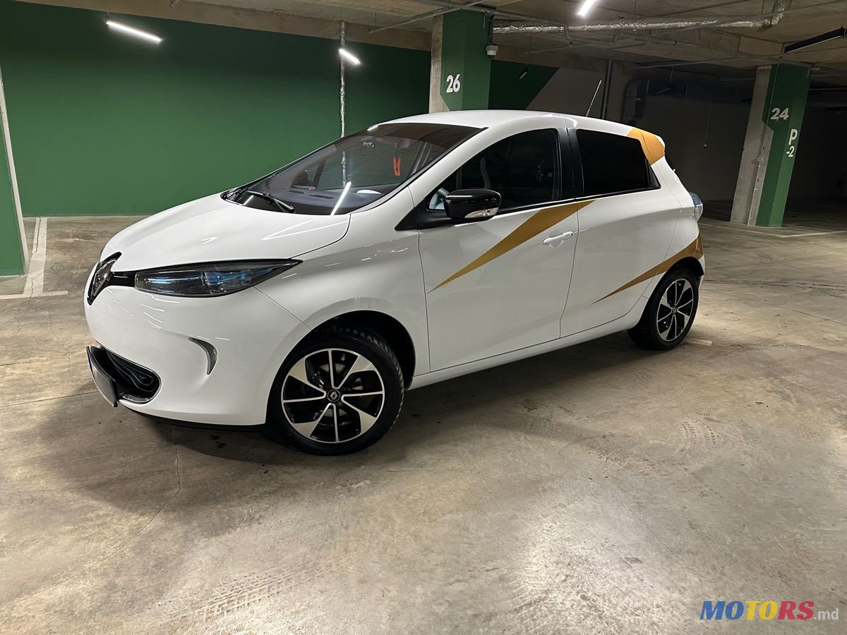 2015' Renault Zoe photo #2