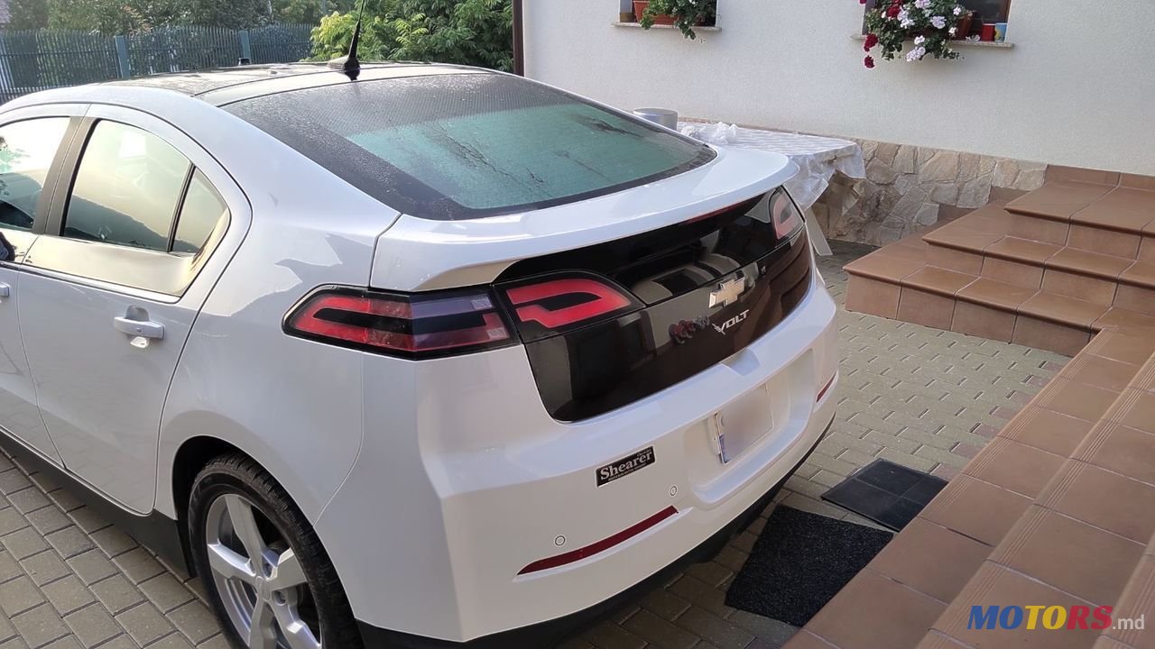 2012' Chevrolet Volt photo #3