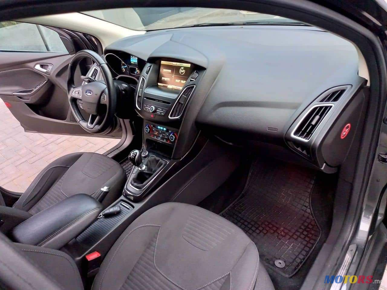 2014' Ford Focus photo #4