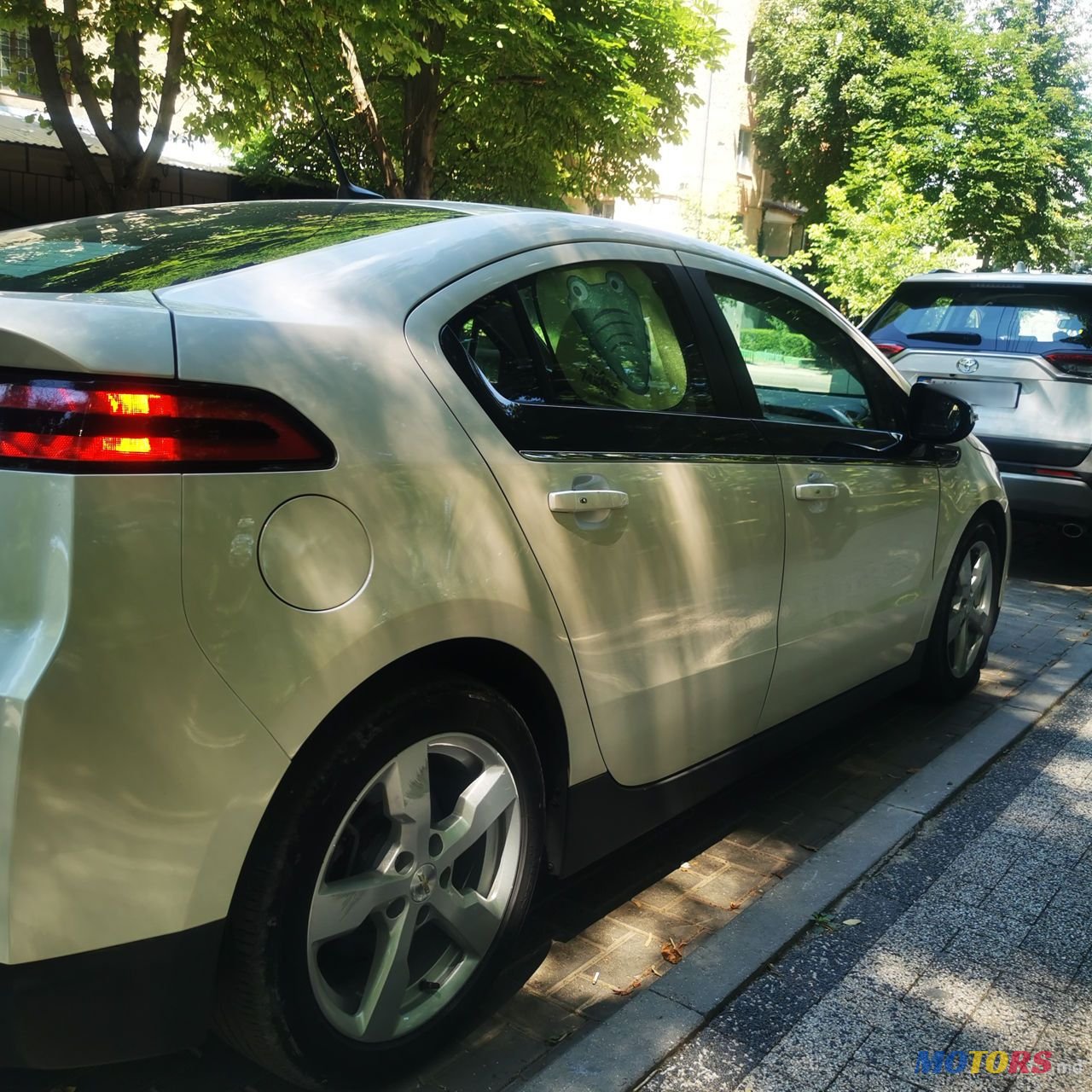 2014' Chevrolet Volt photo #3