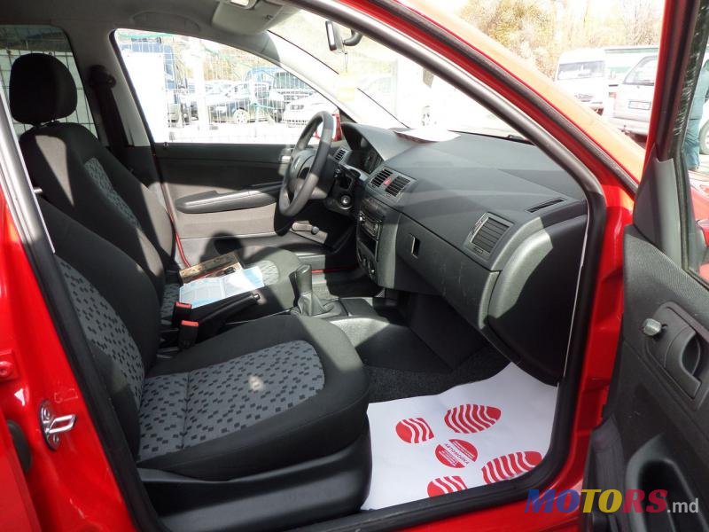 2007' Skoda Fabia photo #3