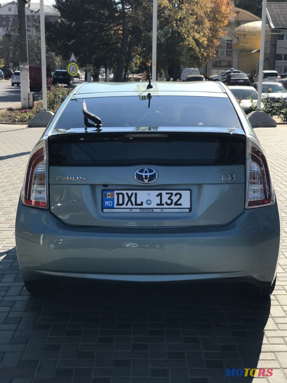 2015' Toyota Prius photo #3