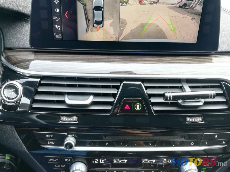 2018' BMW 5 Series photo #6