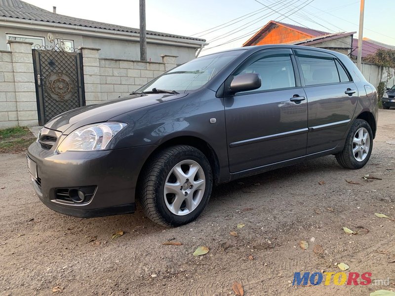 2007' Toyota Corolla photo #2