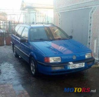 1990' Volkswagen Passat photo #2