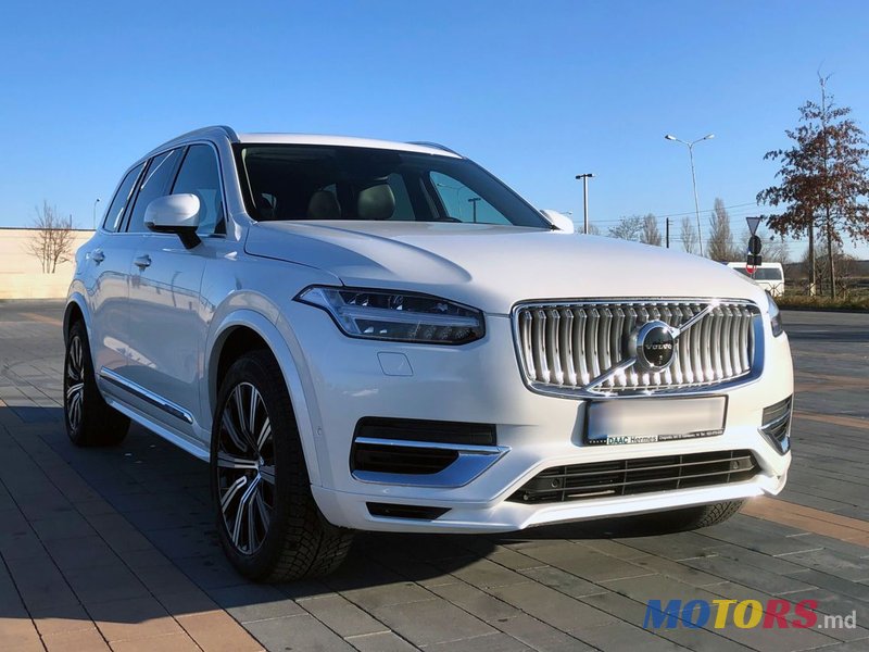 2020' Volvo XC90 photo #1