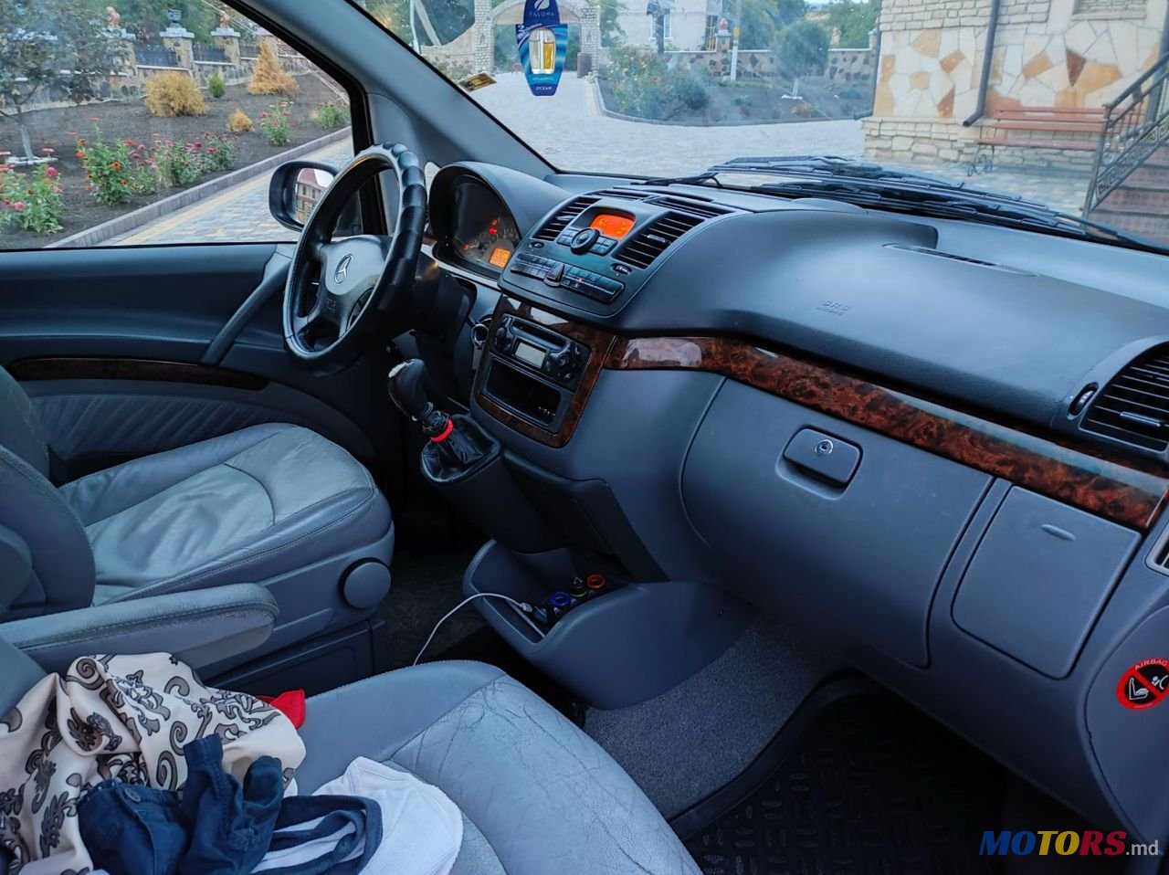 2006' Mercedes-Benz Viano photo #5