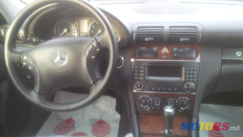 2006' Mercedes-Benz C-Class photo #6