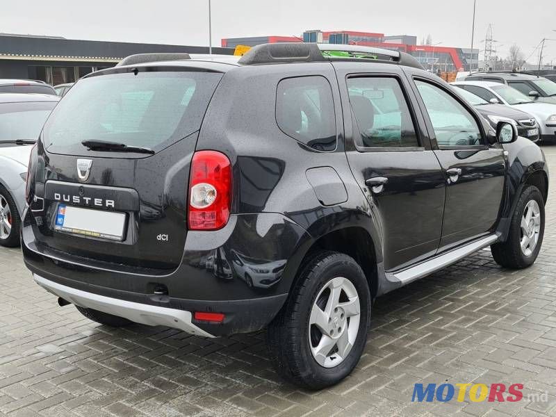 2011' Dacia Duster photo #2