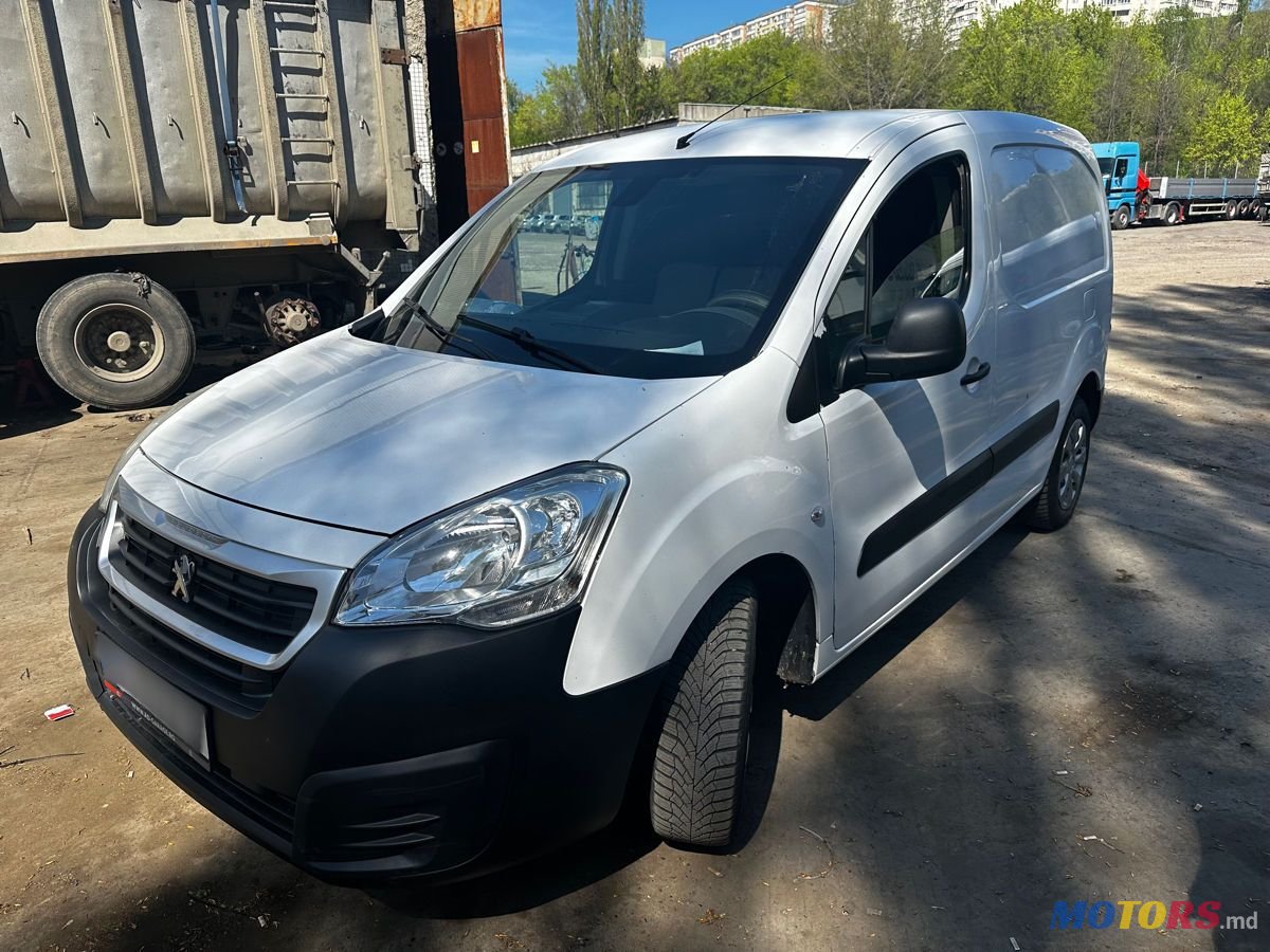 2016' Peugeot Partner photo #2